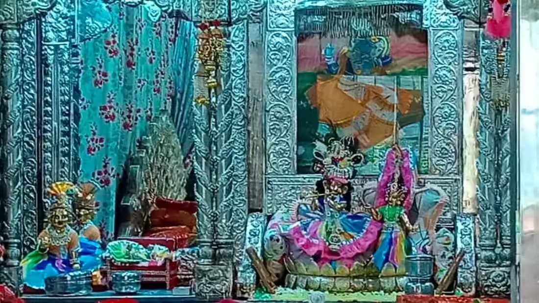 Nidhivan Temple Vrindavan 2026: Timings, Mystery & Complete Guide (Sacred Rasleela Grove) - Real Mandir Darshan & Architecture Photo Nidhivan Temple Vrindavan 2026: Timings, Mystery & Complete Guide (Sacred Rasleela Grove) in Vrindavan, Mathura Braj Bhoomi - Real Darshan Photograph