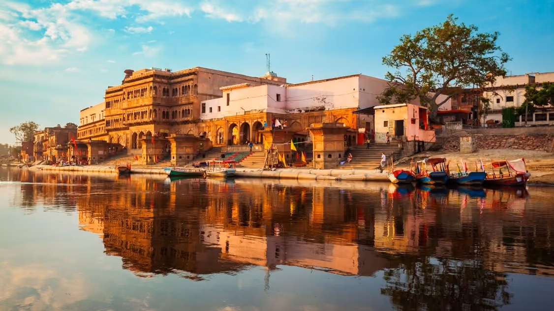 3 Day Mathura Vrindavan with Agra Tour Package