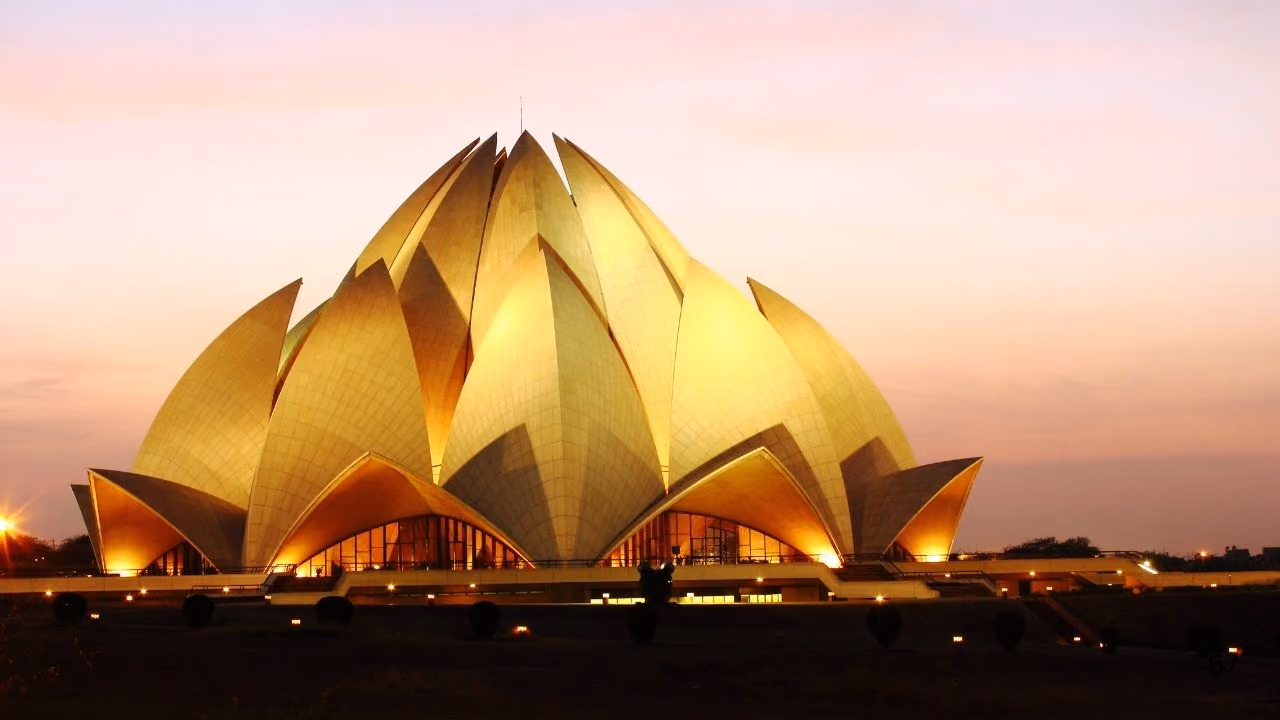 7 Days Mathura Vrindavan Agra Delhi Tour Package